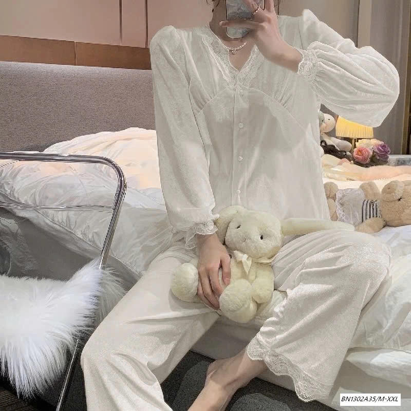 PIZAMA NHUNG VIỀN REN NỮ