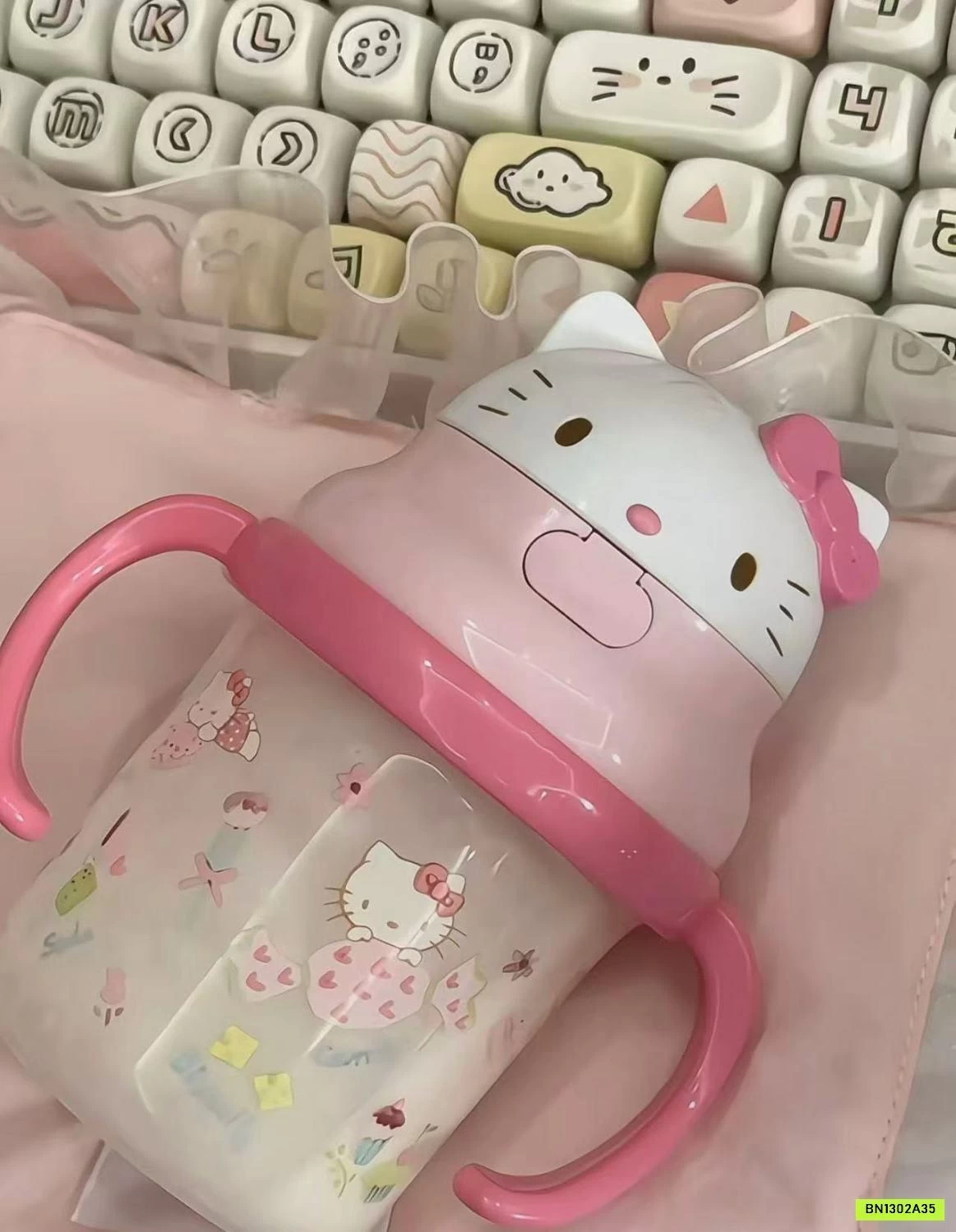 BÌNH NƯỚC HELLO KITTY
