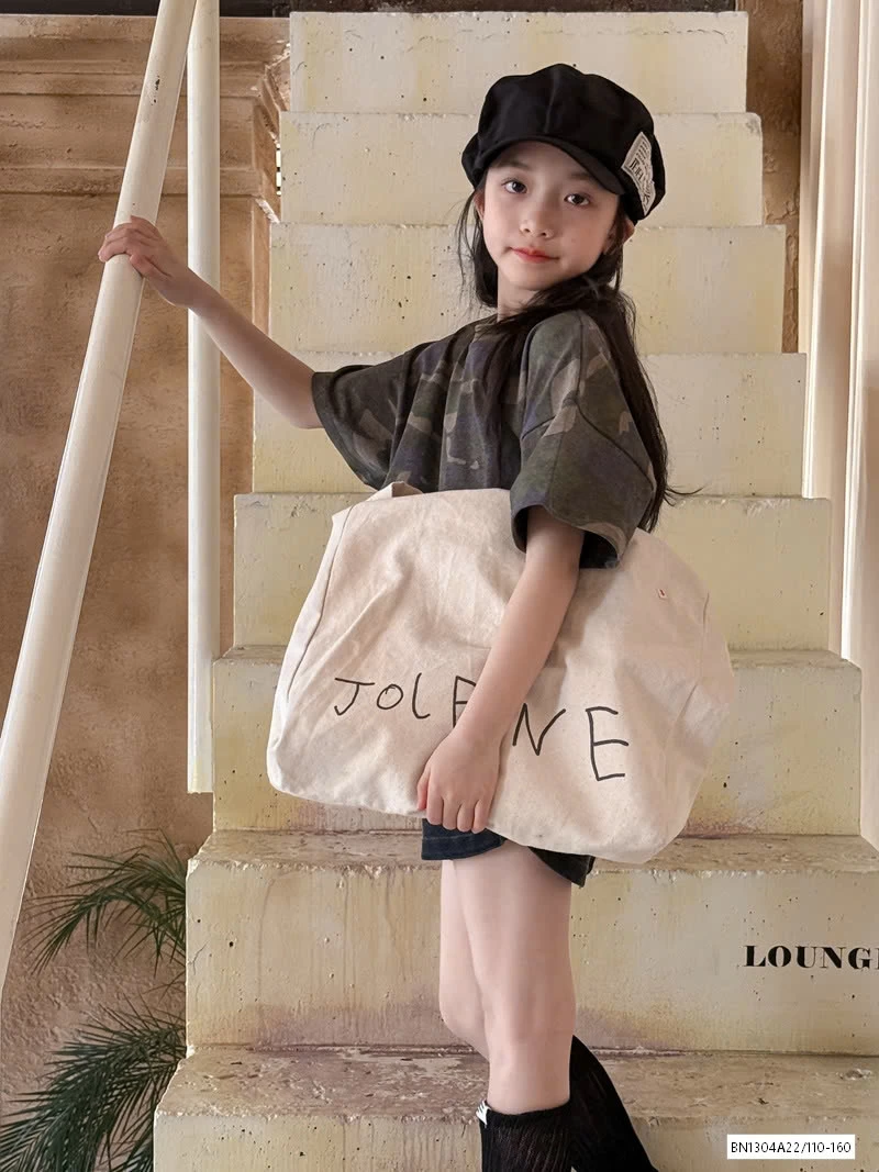 ÁO YẾM ĐỎ MIX SHORT JEANS NƠ