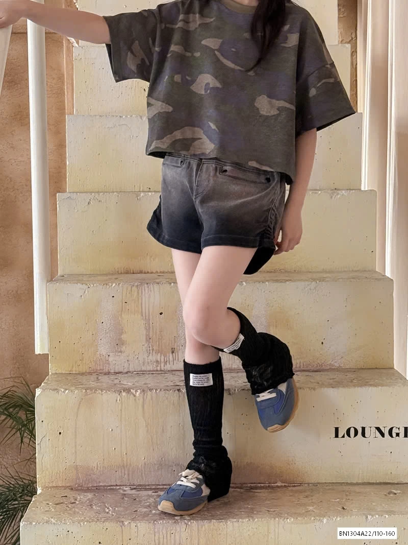 ÁO YẾM ĐỎ MIX SHORT JEANS NƠ