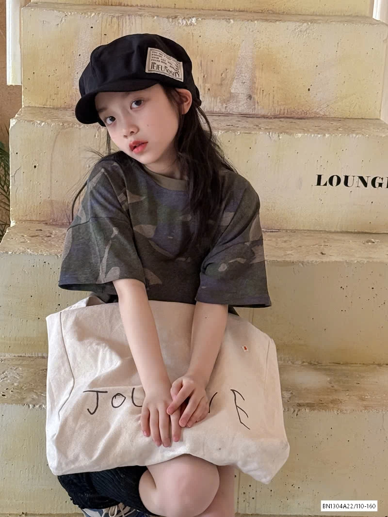 ÁO YẾM ĐỎ MIX SHORT JEANS NƠ