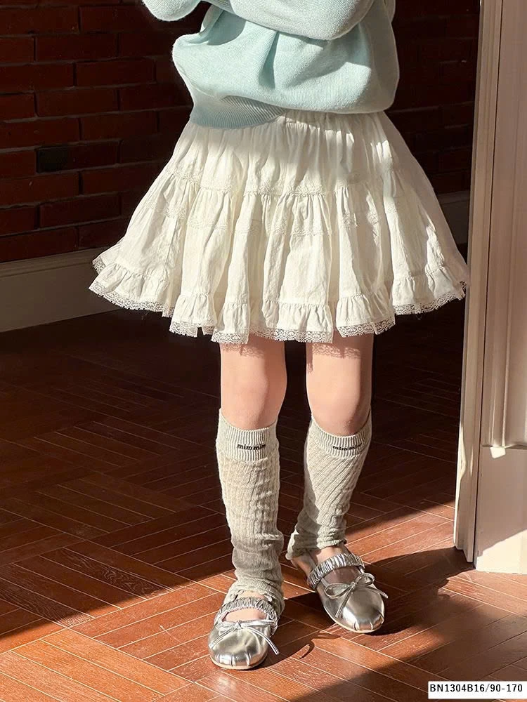 CHÂN VÁY REN TẦNG AMBB 25A001