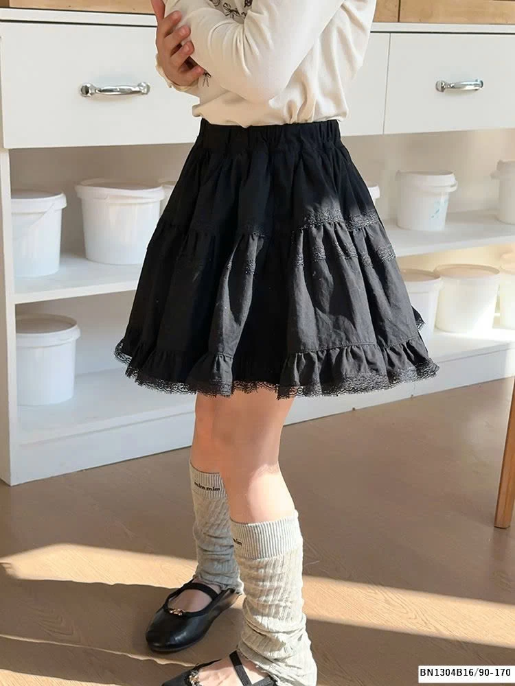 CHÂN VÁY REN TẦNG AMBB 25A001