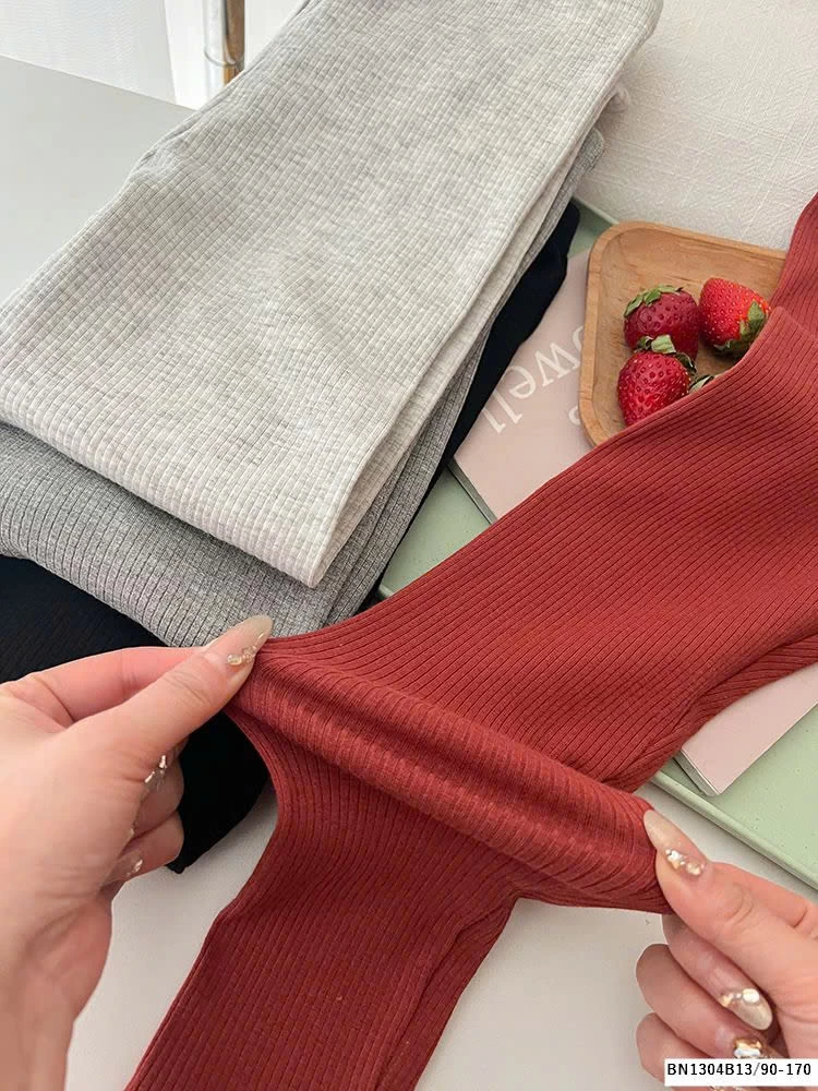 QUẦN LEGGING AMBB 25A035