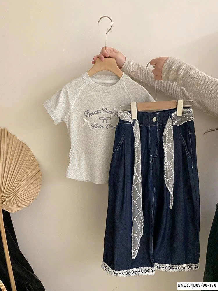 SÉT QUẦN JEANS REN GẤU MIX ÁO THUN NƠ