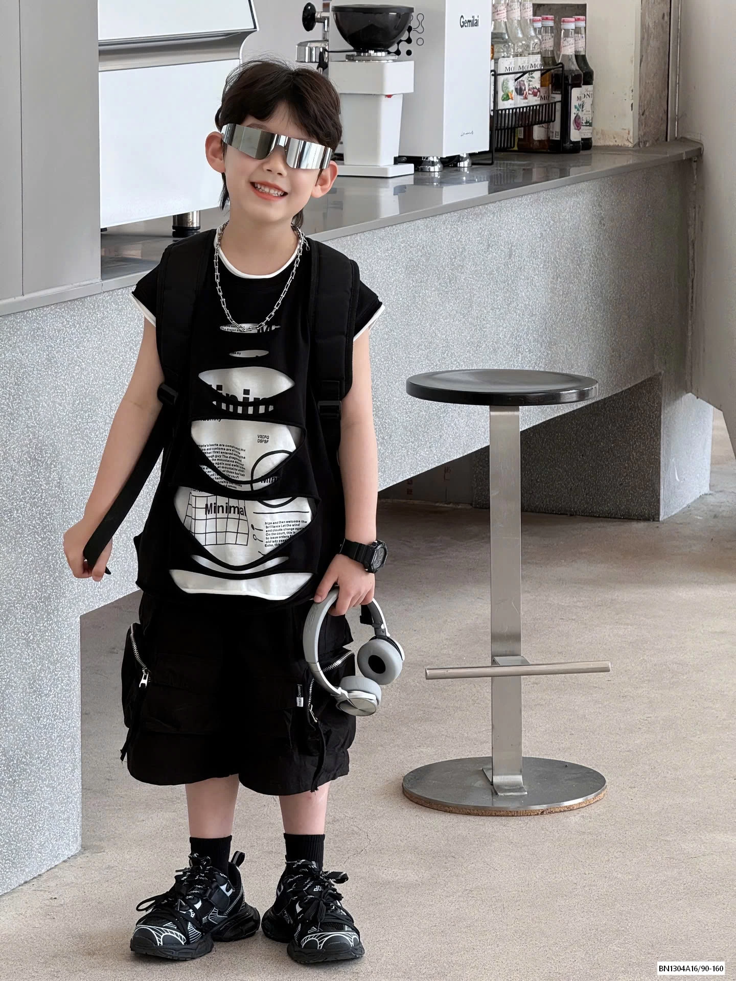 TANKTOP RÁCH CÁ TÍNH TAIRU