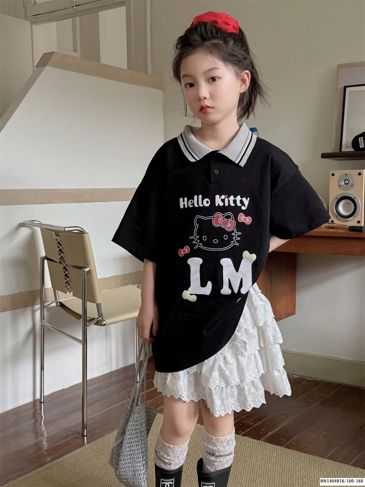 CHÂN VÁY TRẮNG REN TẦNG THÊU NƠ