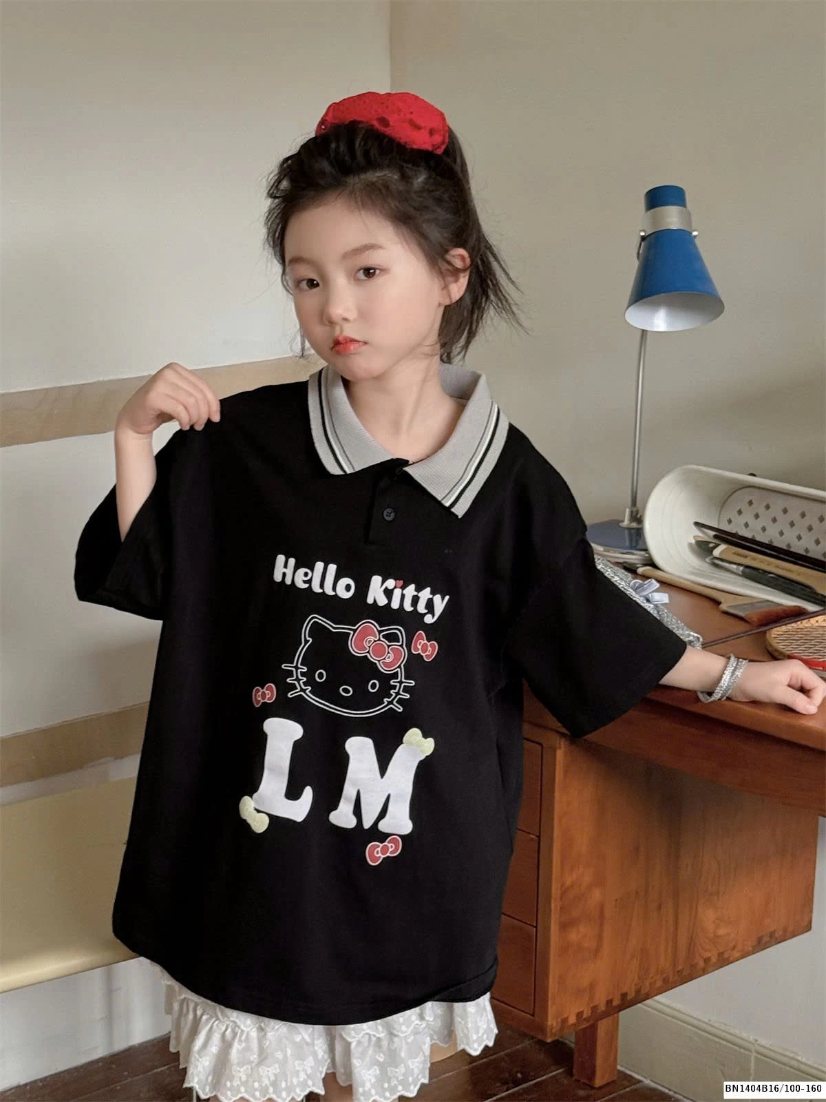 CHÂN VÁY TRẮNG REN TẦNG THÊU NƠ