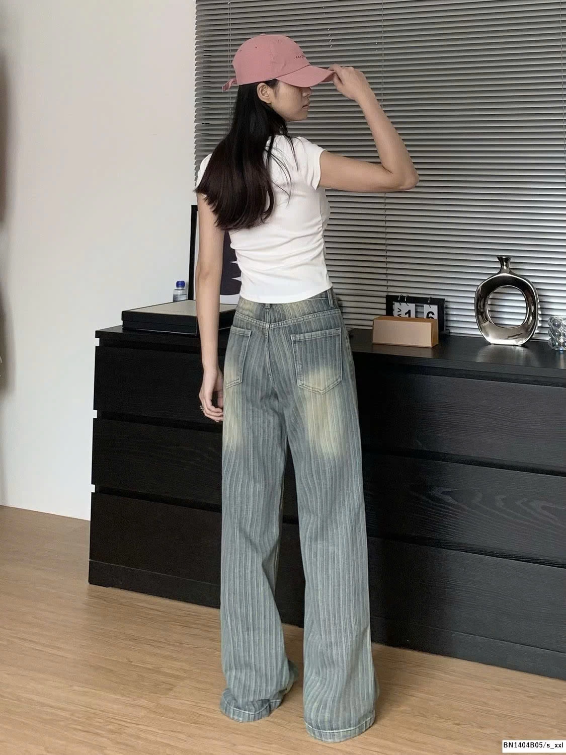 QUẦN JEAN SỌC BẠC MÀU CÁ TÍNH