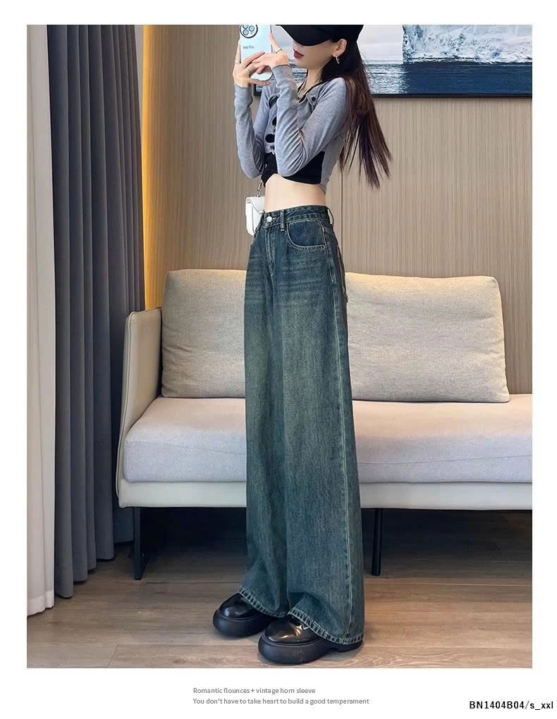 QUẦN JEAN SUÔNG GẤU IN HOA