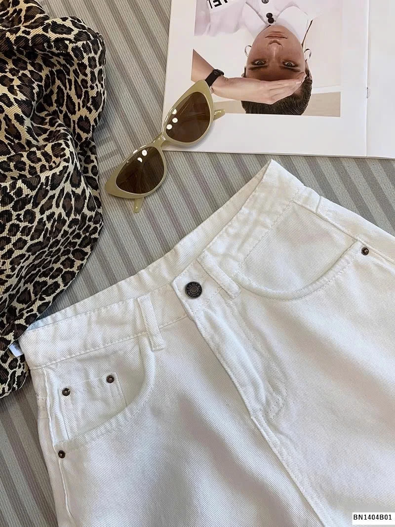 QUẦN SHORT JEAN TRẮNG