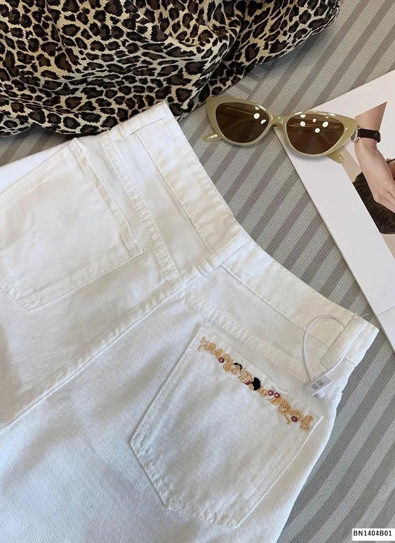 QUẦN SHORT JEAN TRẮNG