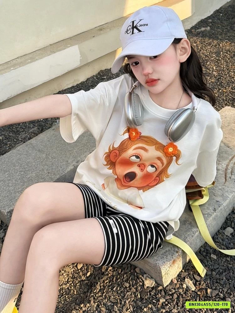 ÁO THUN CÔ GÁI MIX LEGGING KẺ