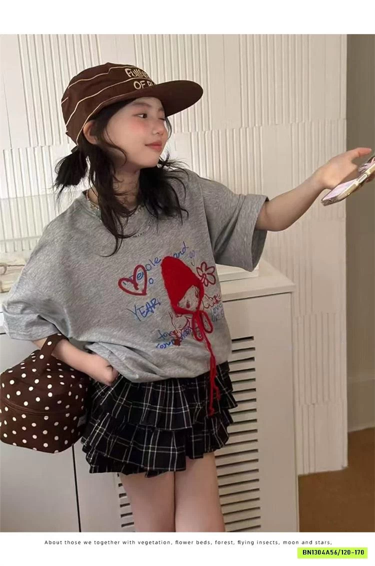 ÁO THUN CÔ GÁI MŨ ĐỎ SZ ĐẠI