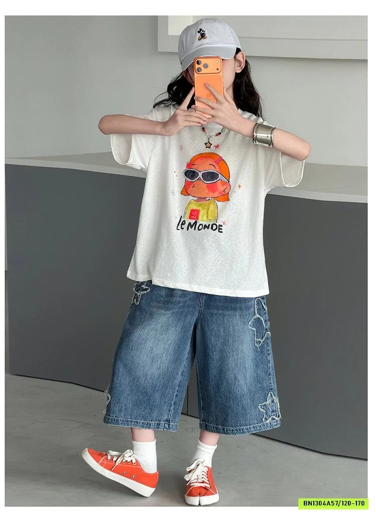 ÁO THUN CÔ GÁI MIX JEANS LỠ