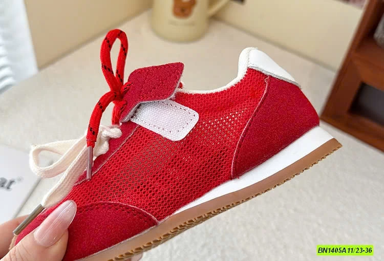 GIÀY TT THÔNG HƠI PHỐI MÀU MŨI