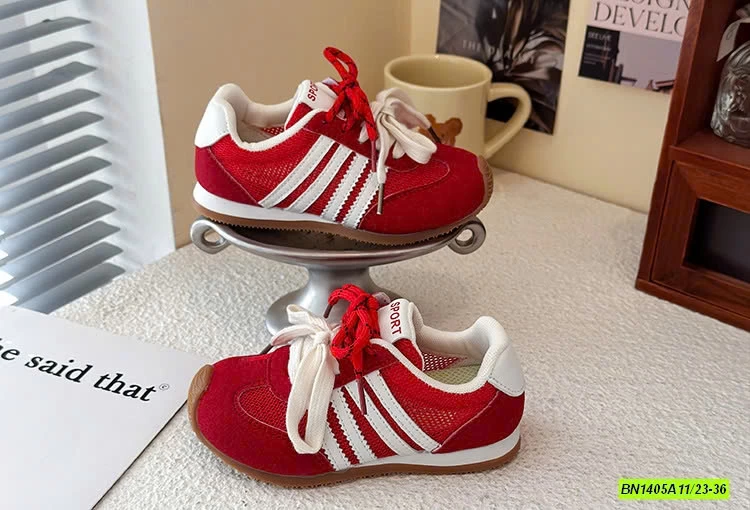 GIÀY TT THÔNG HƠI PHỐI MÀU MŨI