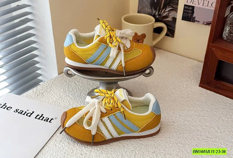 GIÀY TT THÔNG HƠI PHỐI MÀU MŨI