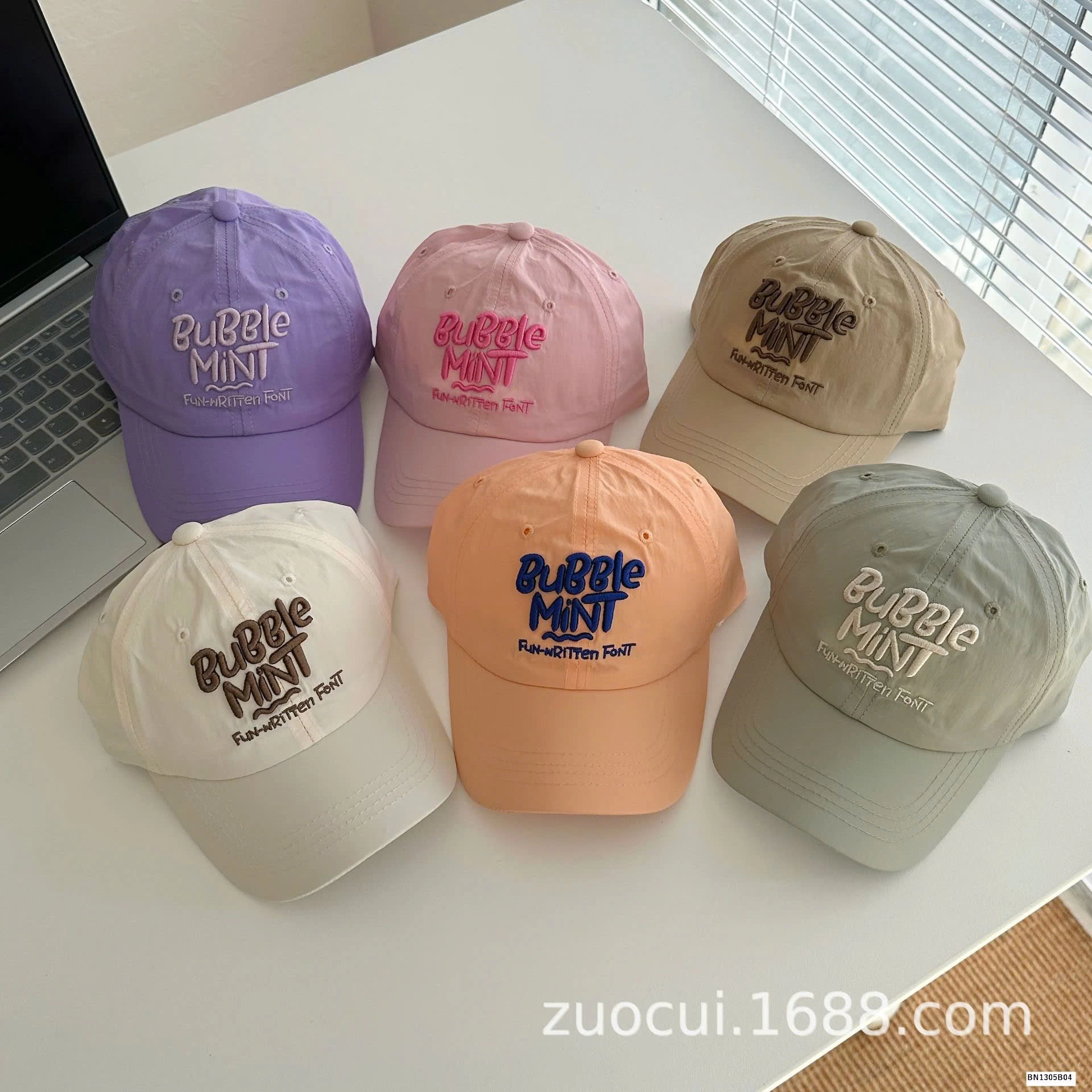 MŨ LƯỠI TRAI CHỮ BUBBLE