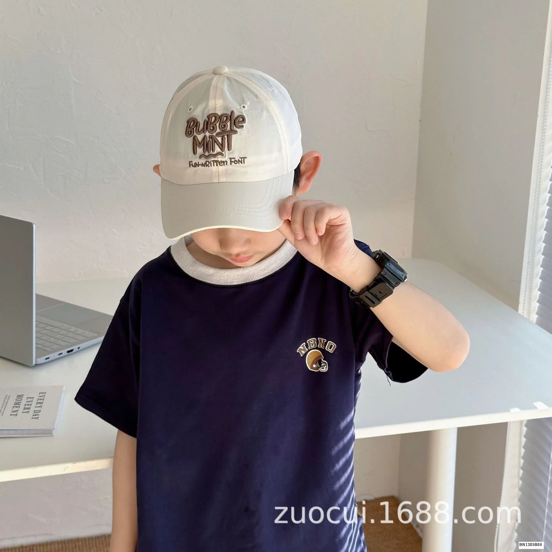 MŨ LƯỠI TRAI CHỮ BUBBLE