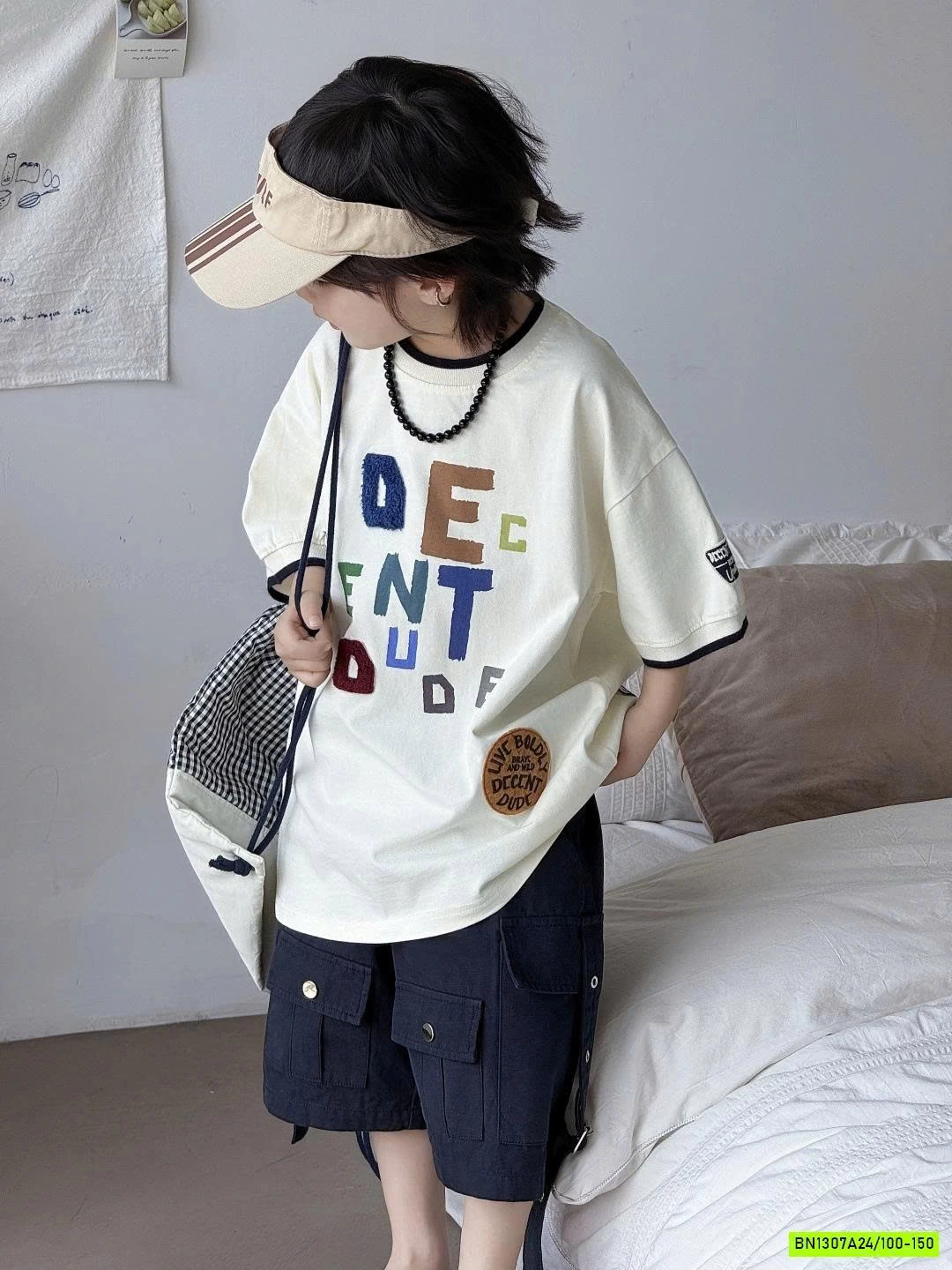 ÁO THUN IN CHỮ SẮC MÀU