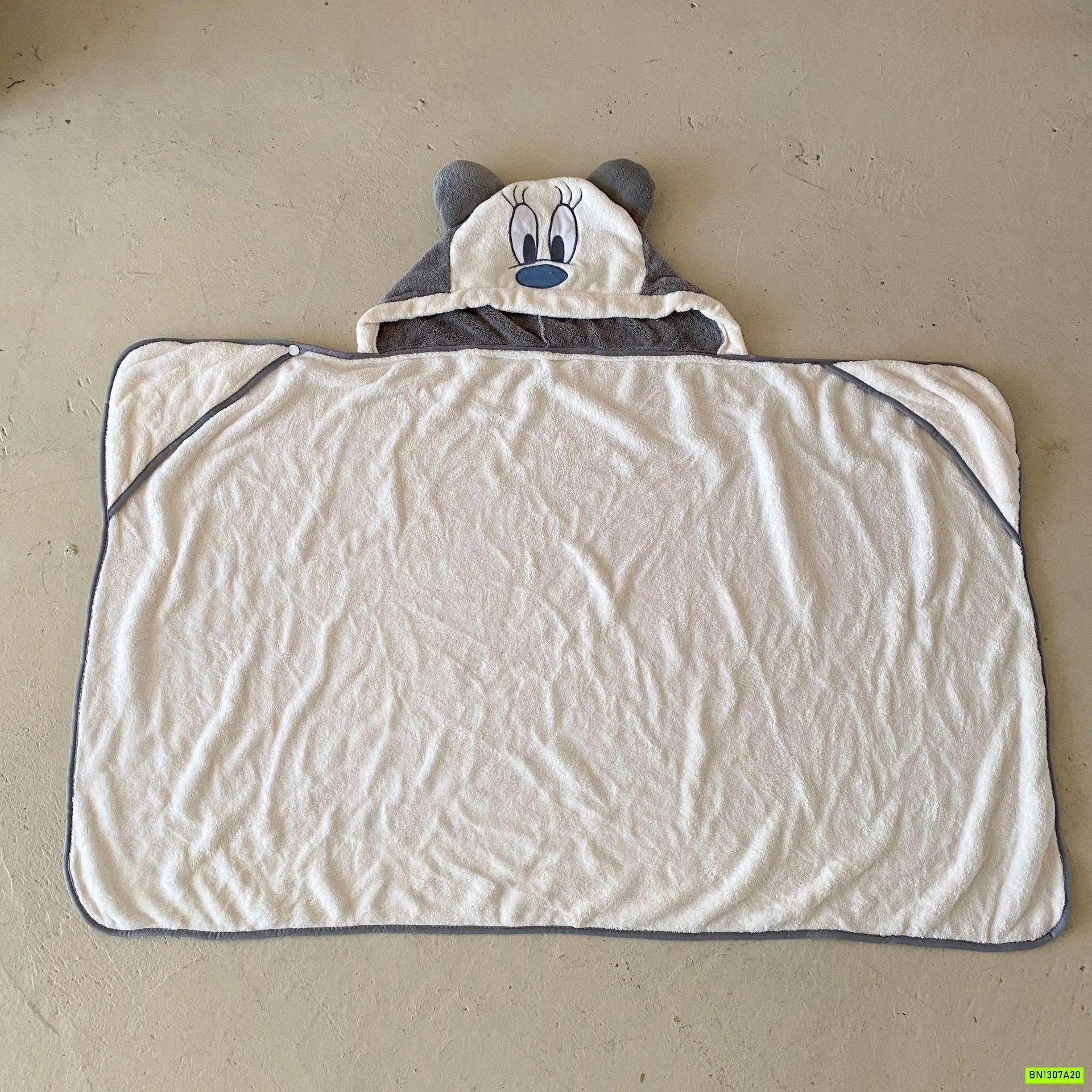 KHĂN CHOÀNG TẮM DISNEY