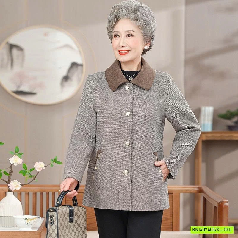 KHOÁC MÙ THU PHỐI MÀU CỔ CHO BÀ