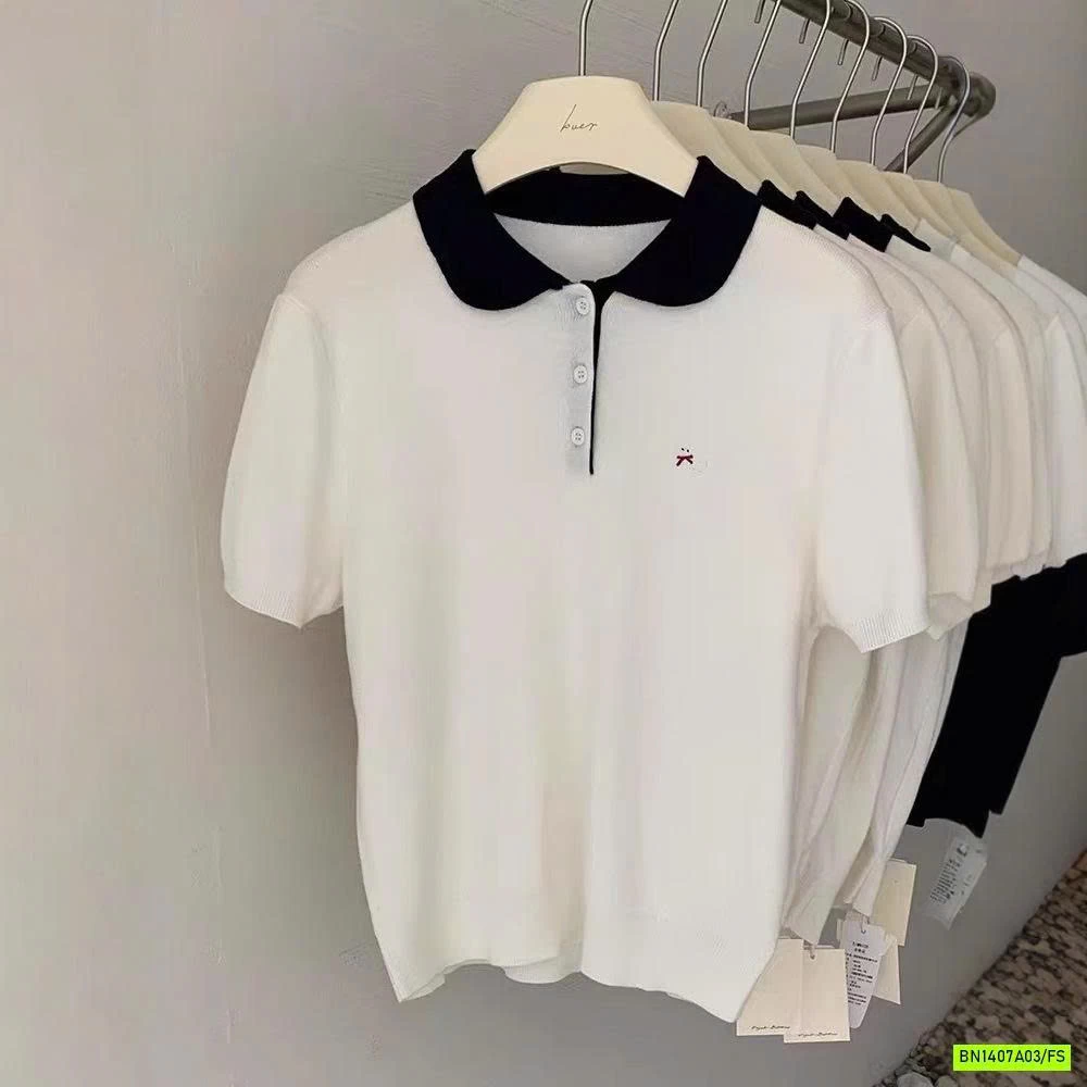 MONTOGHI CỔ SEN THÊU LOGO