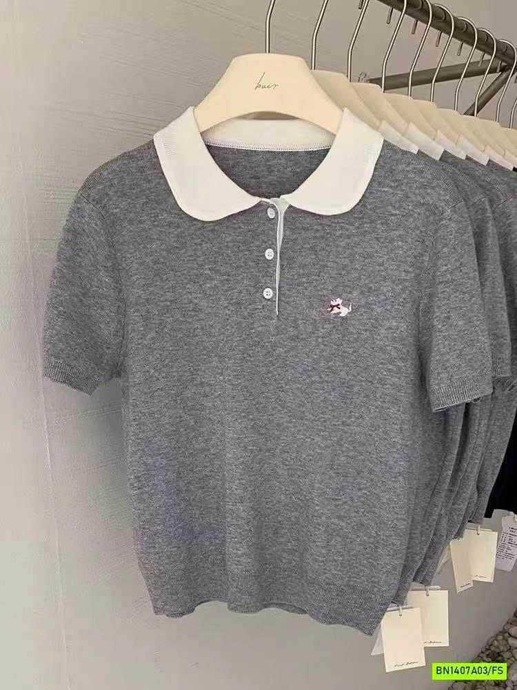 MONTOGHI CỔ SEN THÊU LOGO