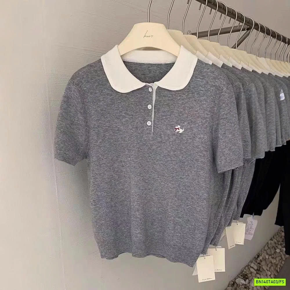 MONTOGHI CỔ SEN THÊU LOGO