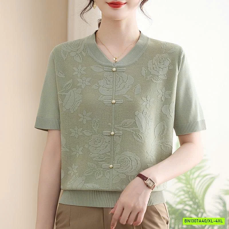 MONTOGHI CỔ TÀU THÊU HOA NỔI CHO MẸ