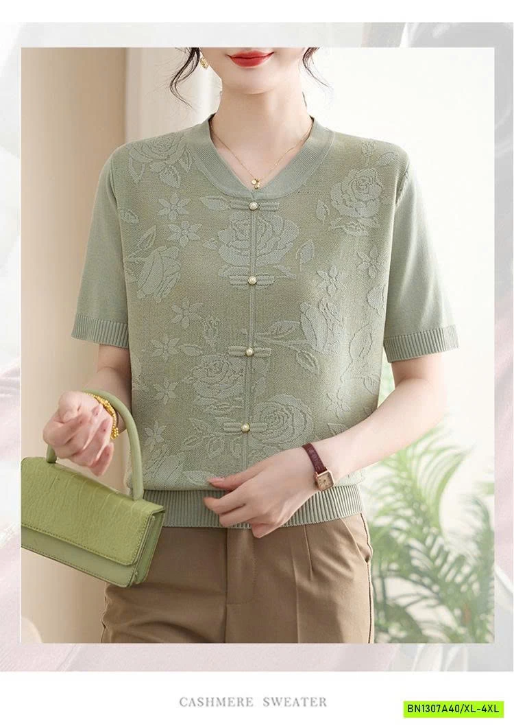 MONTOGHI CỔ TÀU THÊU HOA NỔI CHO MẸ