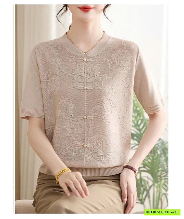 MONTOGHI CỔ TÀU THÊU HOA NỔI CHO MẸ