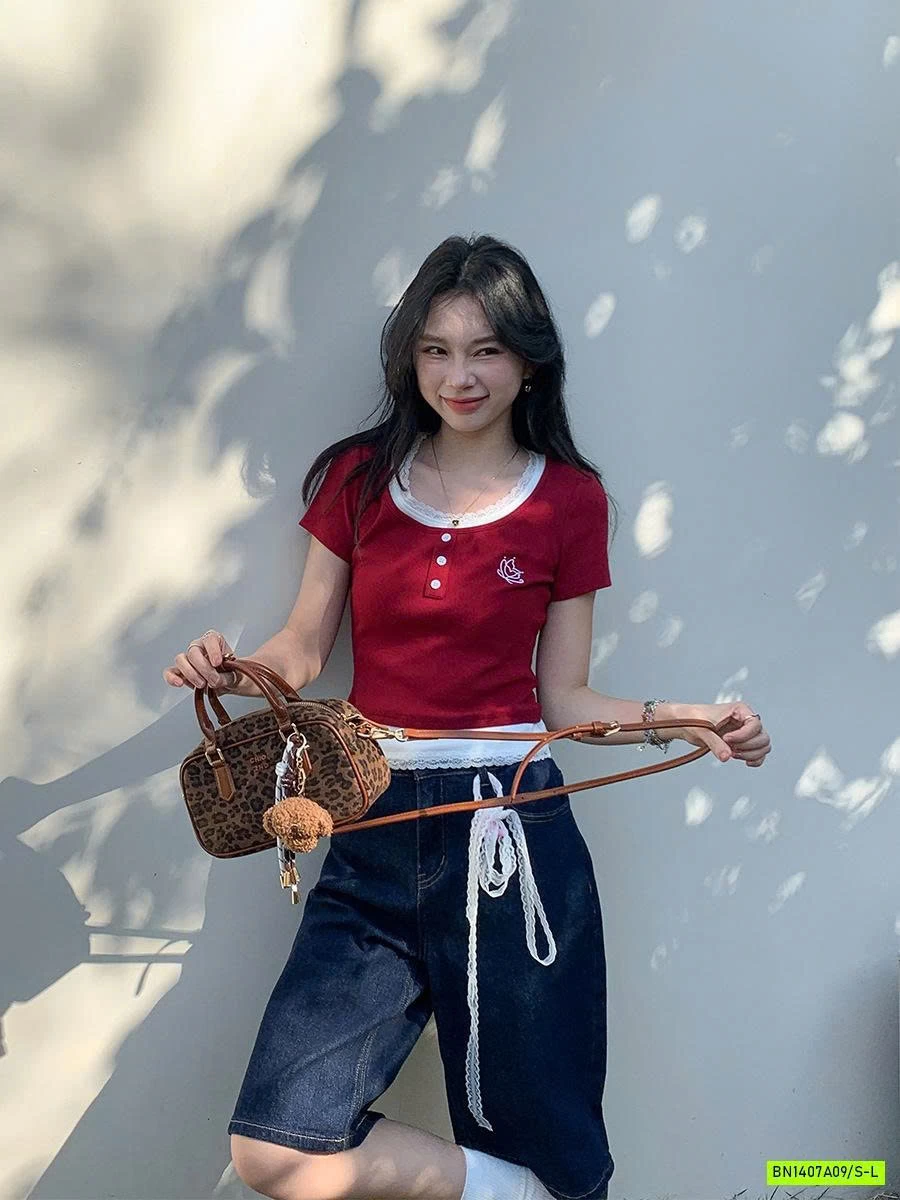 ÁO ĐỎ GIẢ 2 LỚP CÚC NGỰC