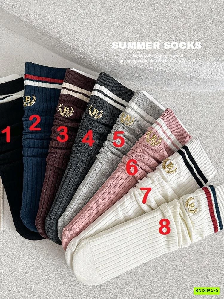 TẤT NGANG GỐI KẺ NỮ SINH