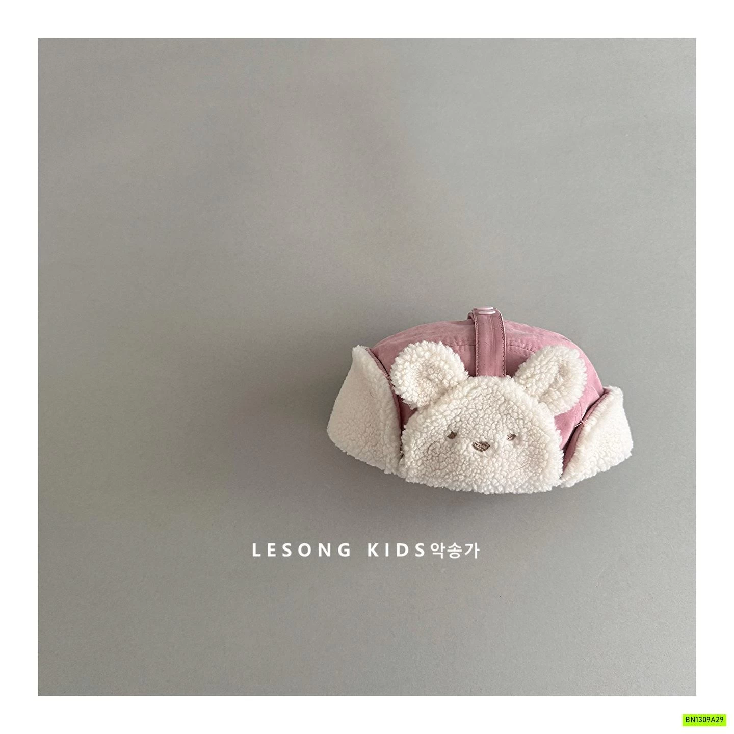 MŨ PHI CÔNG BỊT TAI GẤU KUTE