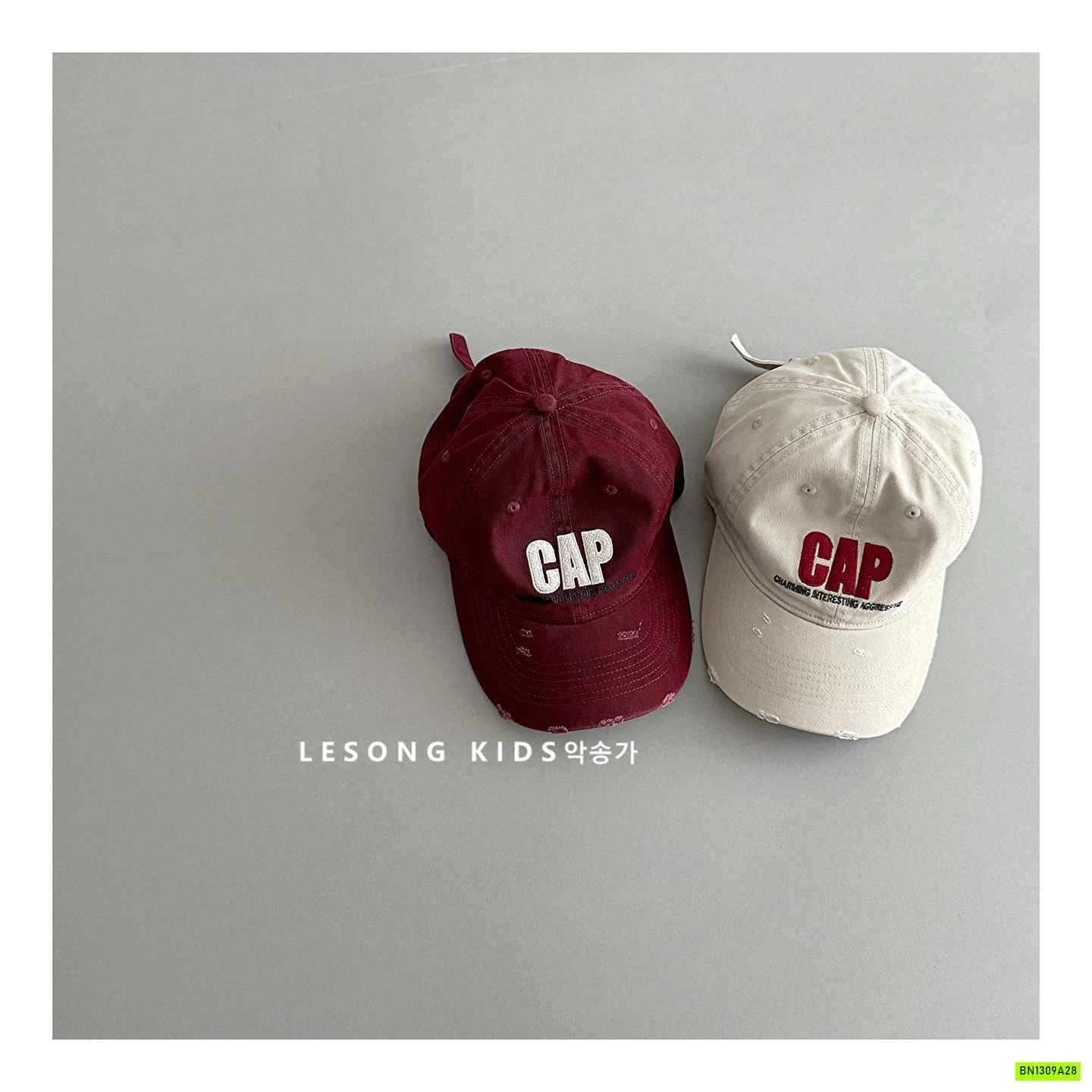 MŨ KẾT RÁCH CHỮ C.A.P