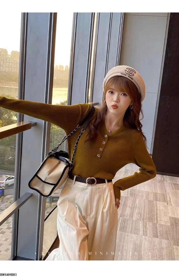 ÁO LEN CỔ V 4 CÚC