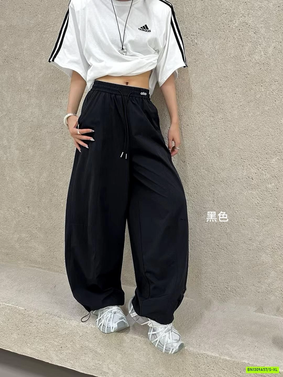 JOGGER GIÓ TRƠN MÀU