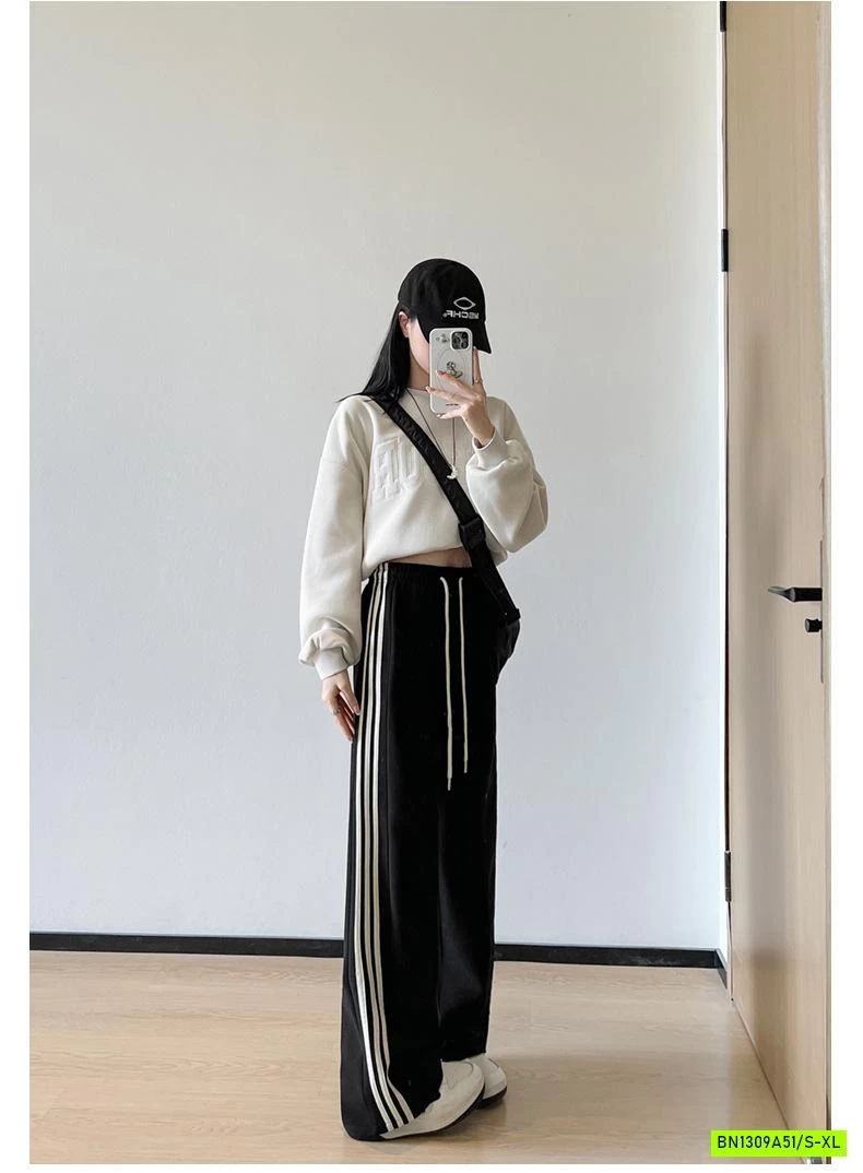 QUẦN SUÔNG COTTON THỂ THAO 3 SỌC