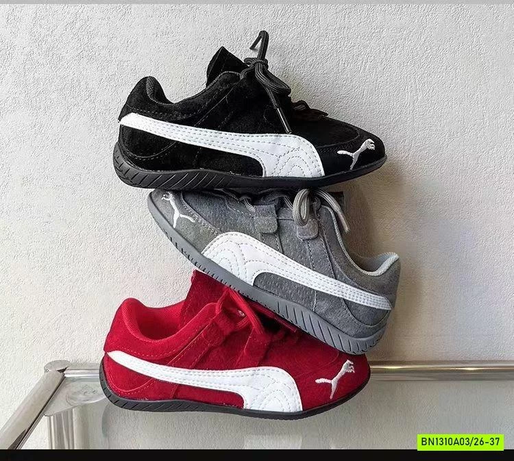 GIÀY THỂ THAO THÊU LOGO