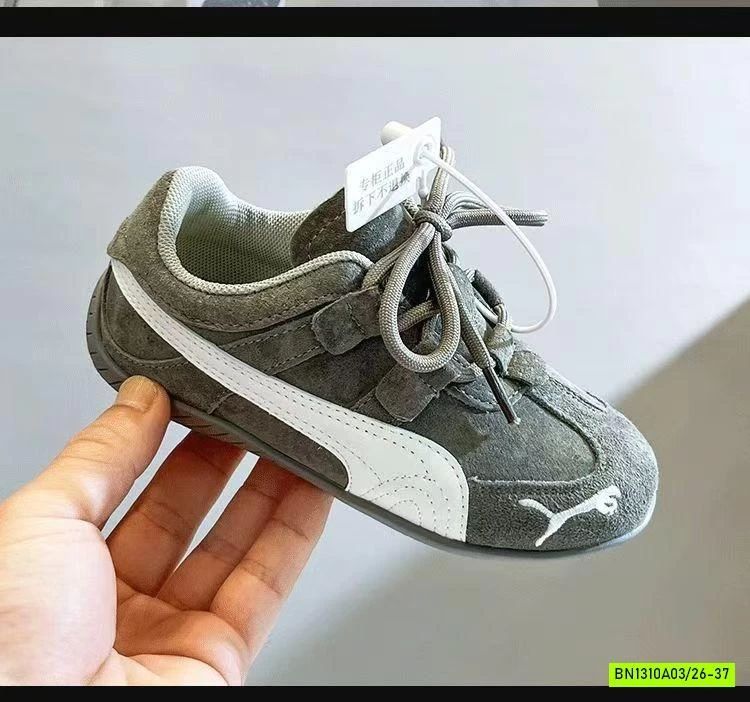 GIÀY THỂ THAO THÊU LOGO