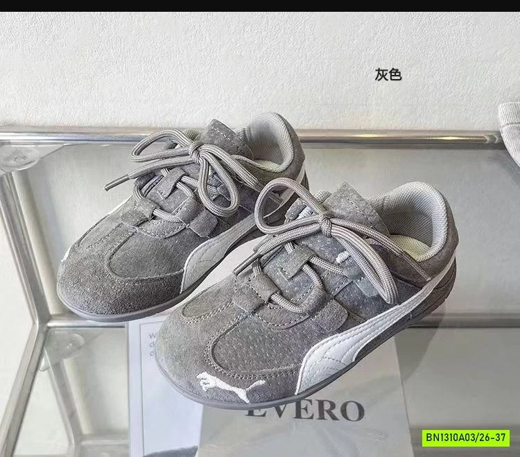 GIÀY THỂ THAO THÊU LOGO