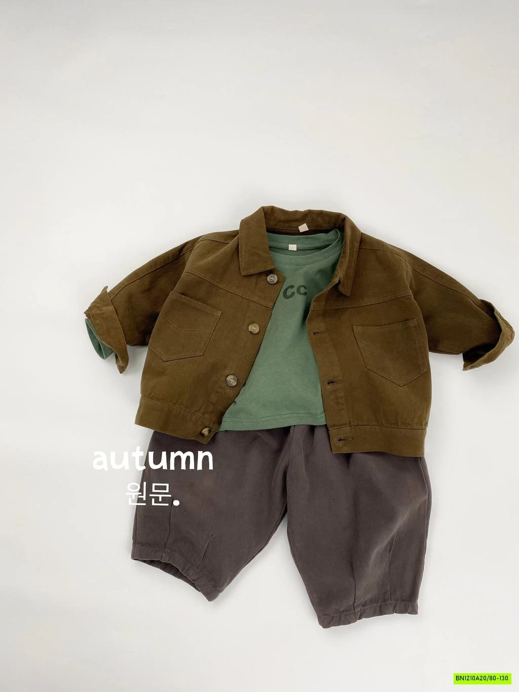 ÁO THUN MÙA THU CHỮ C VINTAGE