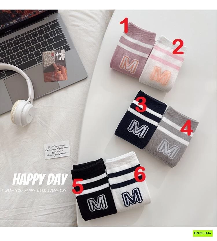 TẤT NGANG GỐI CHỮ M NỮ SINH