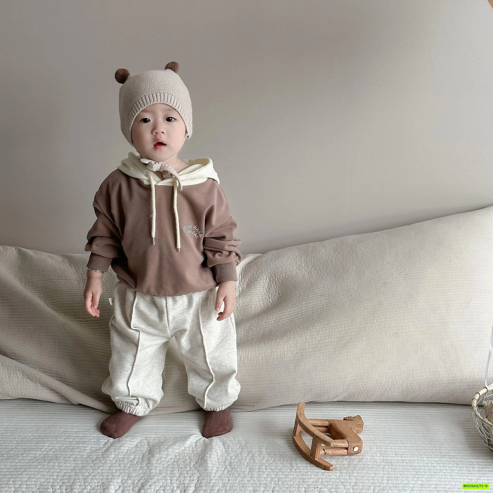 HOODIE NÂU MIX QUẦN BO GẤU