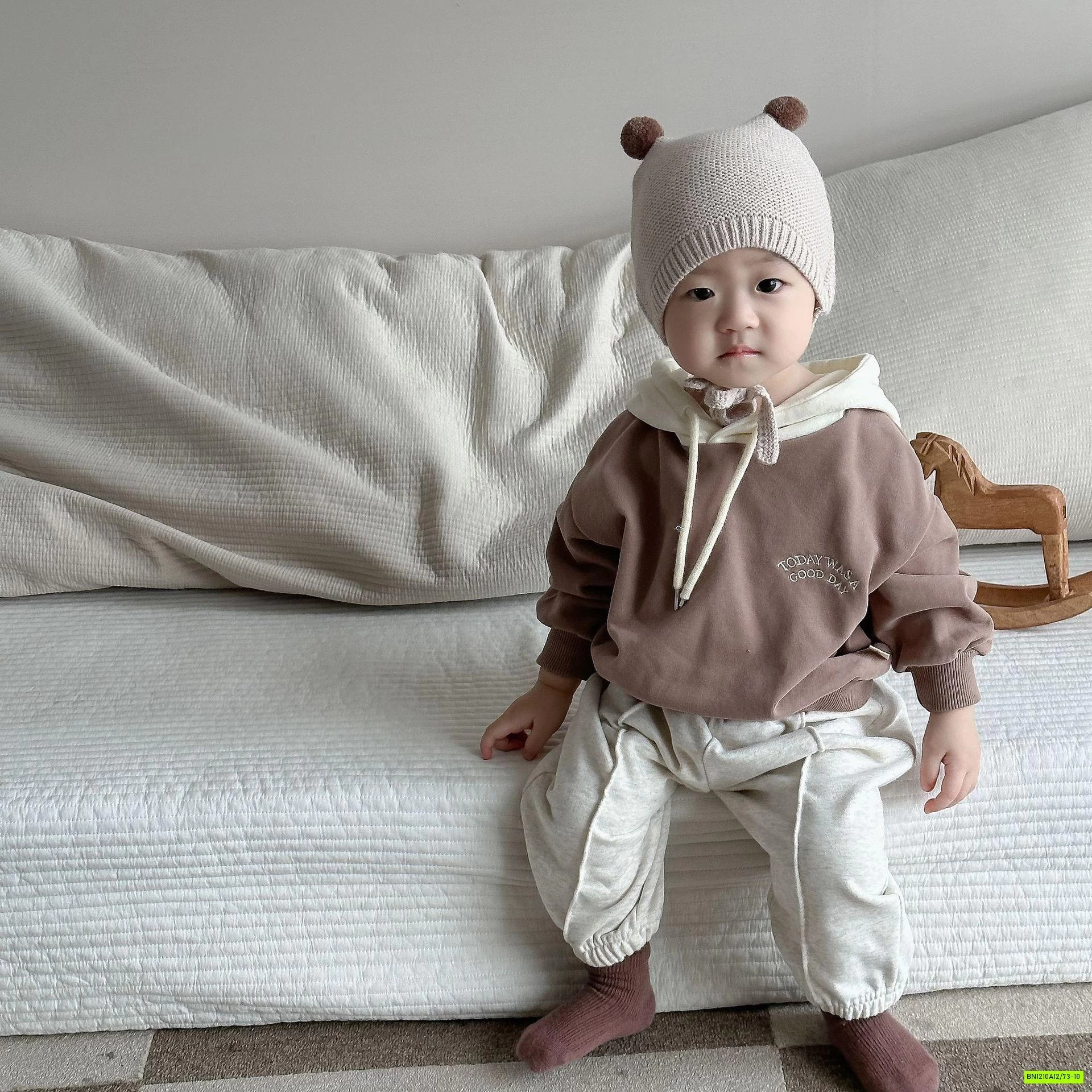 HOODIE NÂU MIX QUẦN BO GẤU