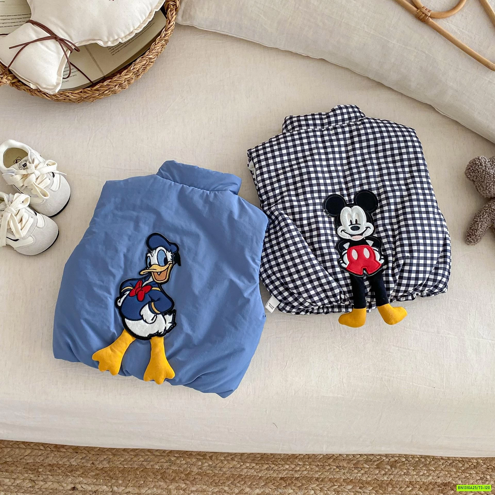 KHOÁC PHAO DISNEY LÓT NHUNG