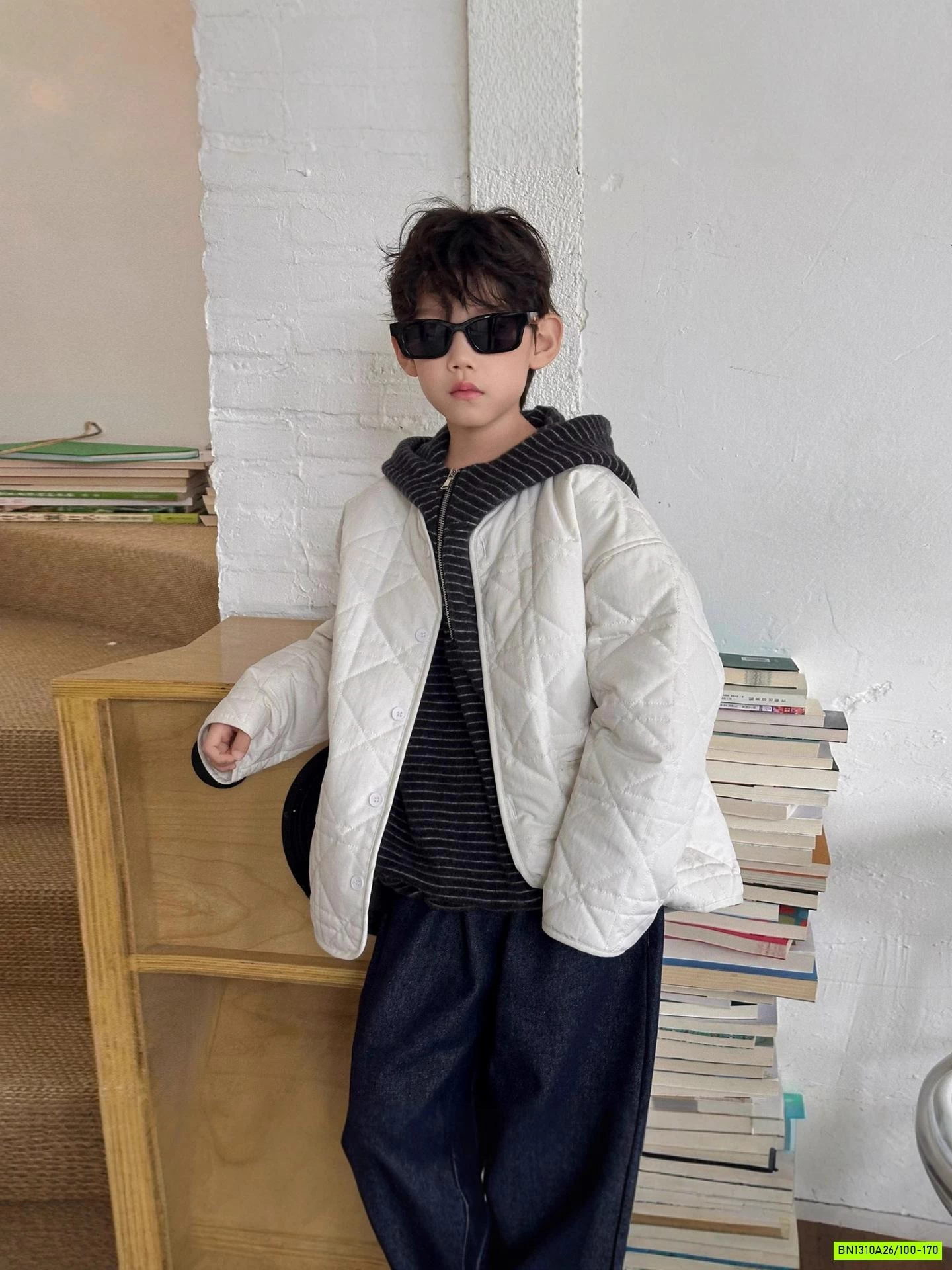 HOODIE NỈ LEN KẺ NGANG KHÓA CỔ