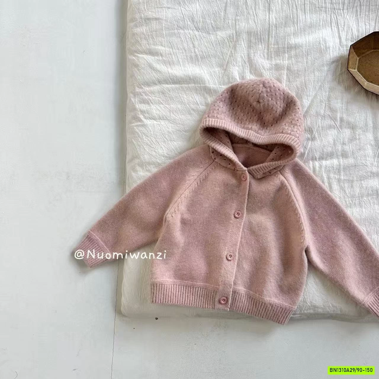 KHOÁC LEN LIỀN MŨ TRƠN MÀU